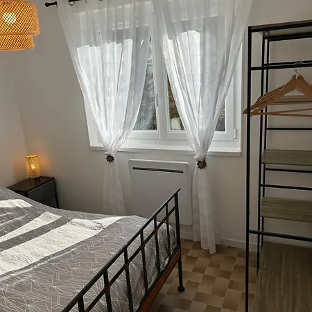 2 Bedroom Between Provence And Cevennes *
